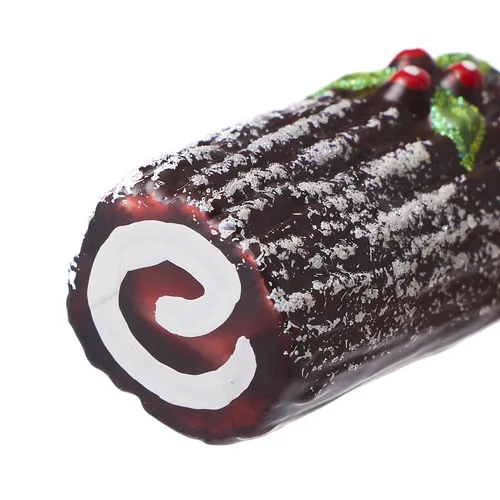 Sur la table Yula Log Ornament