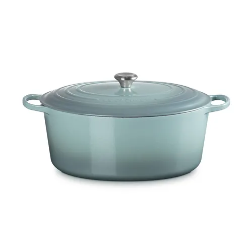 Le Creuset Signature Oval Dutch Oven, 15.5 qt.