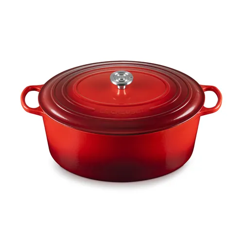 Le Creuset Signature Oval Dutch Oven, 15.5 qt.