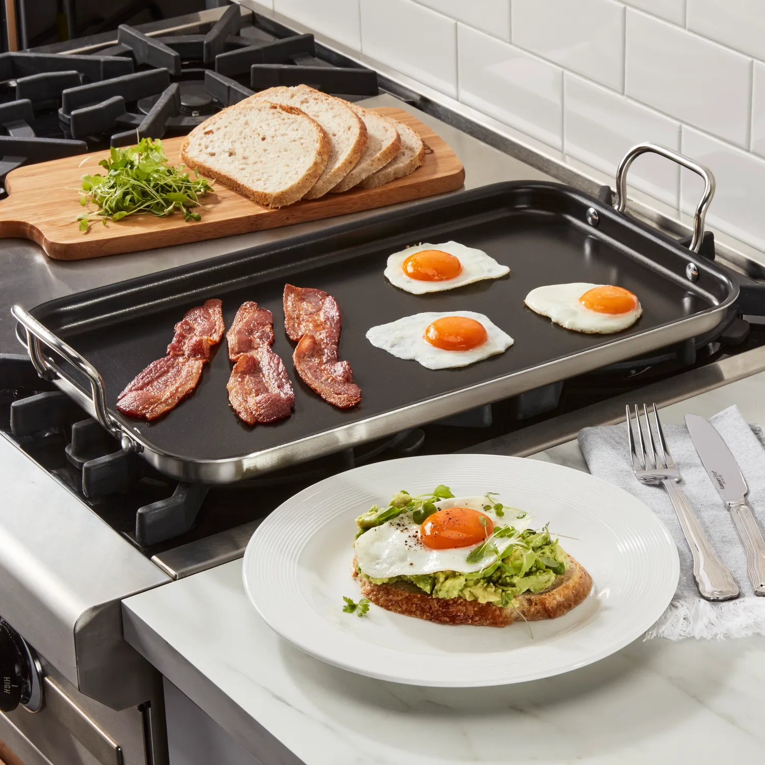 Cuisinart Multi-Clad Pro Stainless Steel Ceramic Nonstick Double Burner Griddle, 18" x 10"