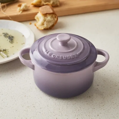 Le Creuset Signature Petite Cocotte, 8 oz.
