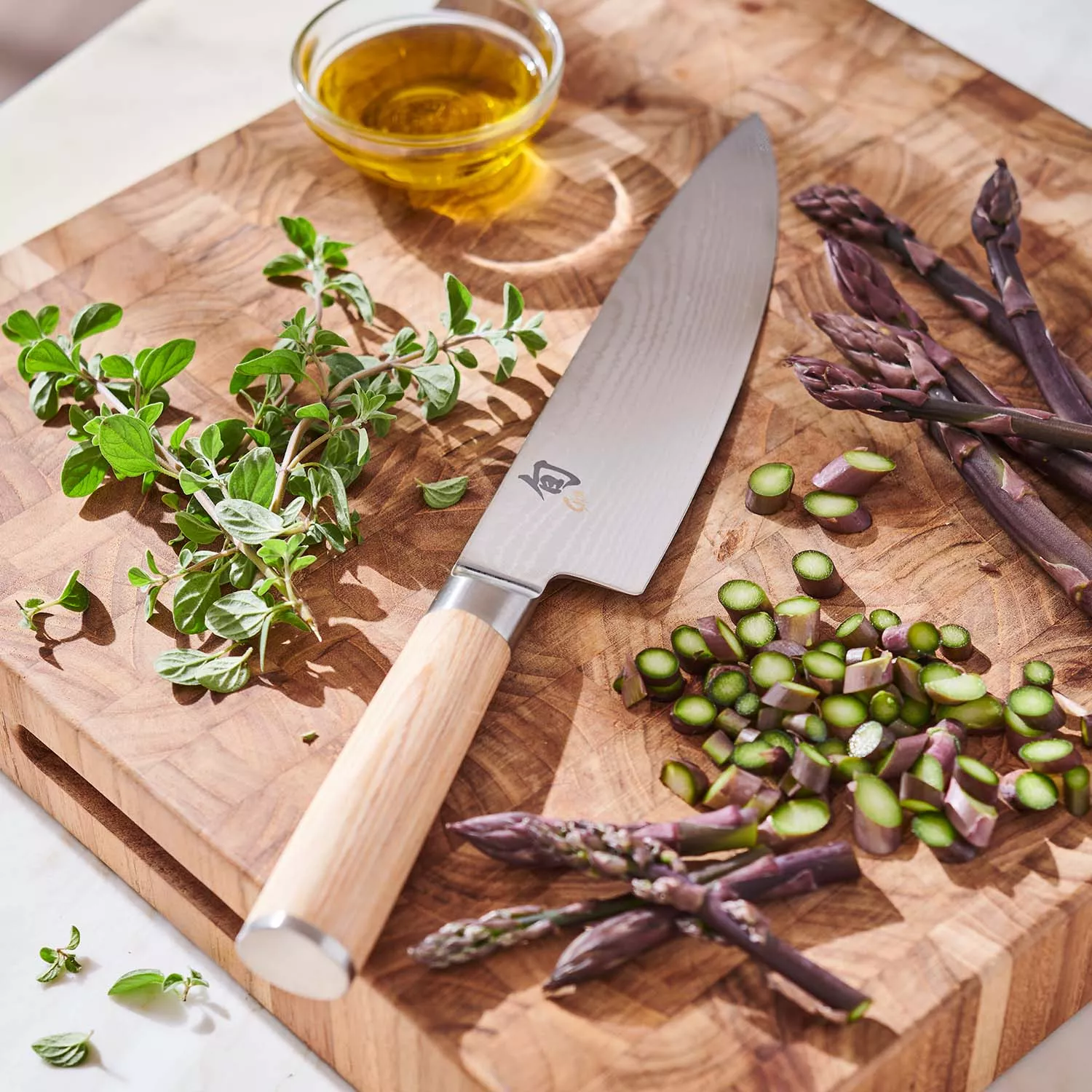 Shun Classic Blonde Chef’s Knife, 8"