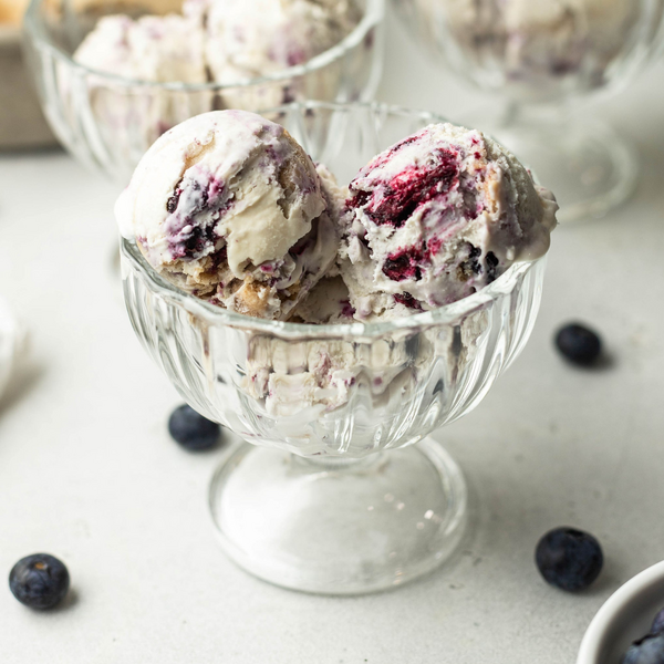 Blueberry Crumble Ice Cream