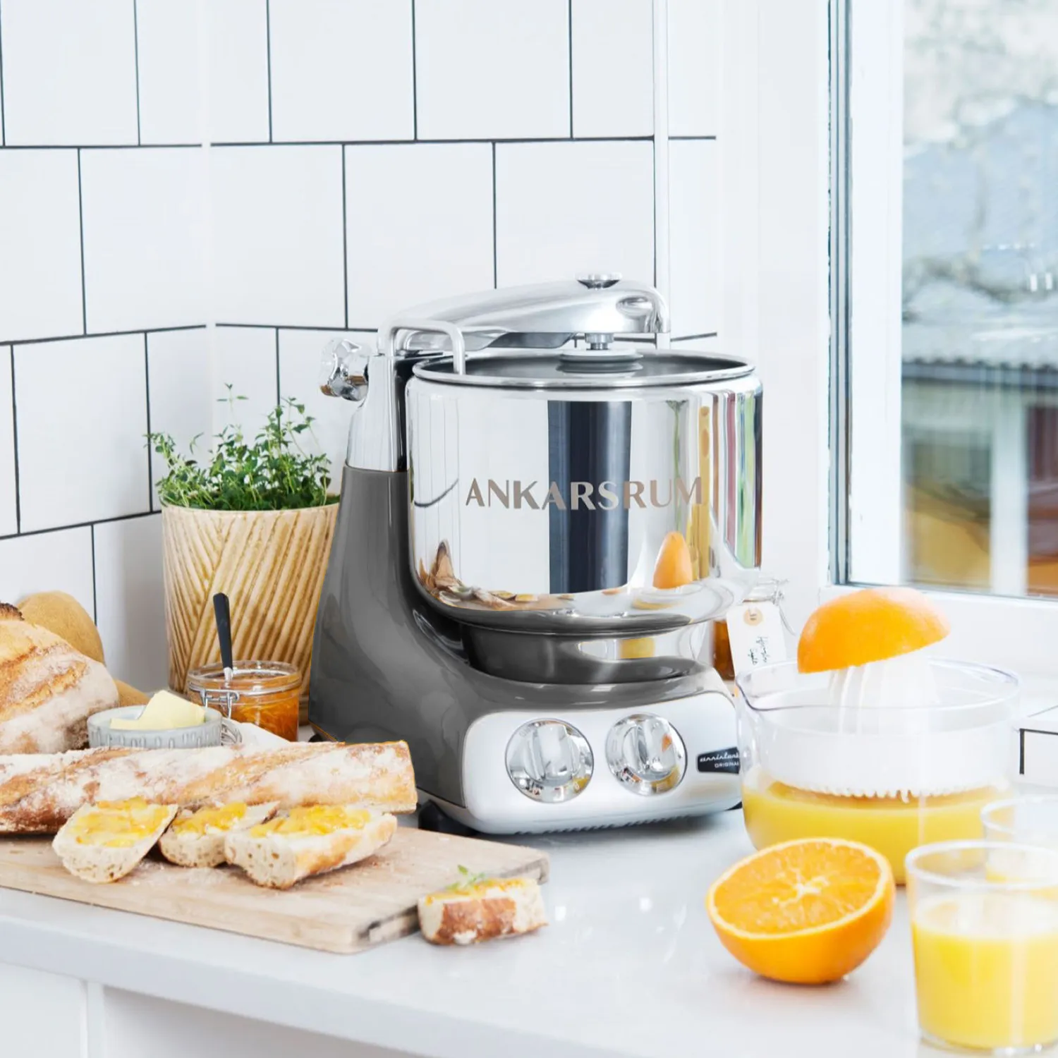 Ankarsrum Assistent® Original Stand Mixer, 7 Qt. 