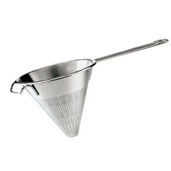 Rösle® Conical Strainer, 7" 