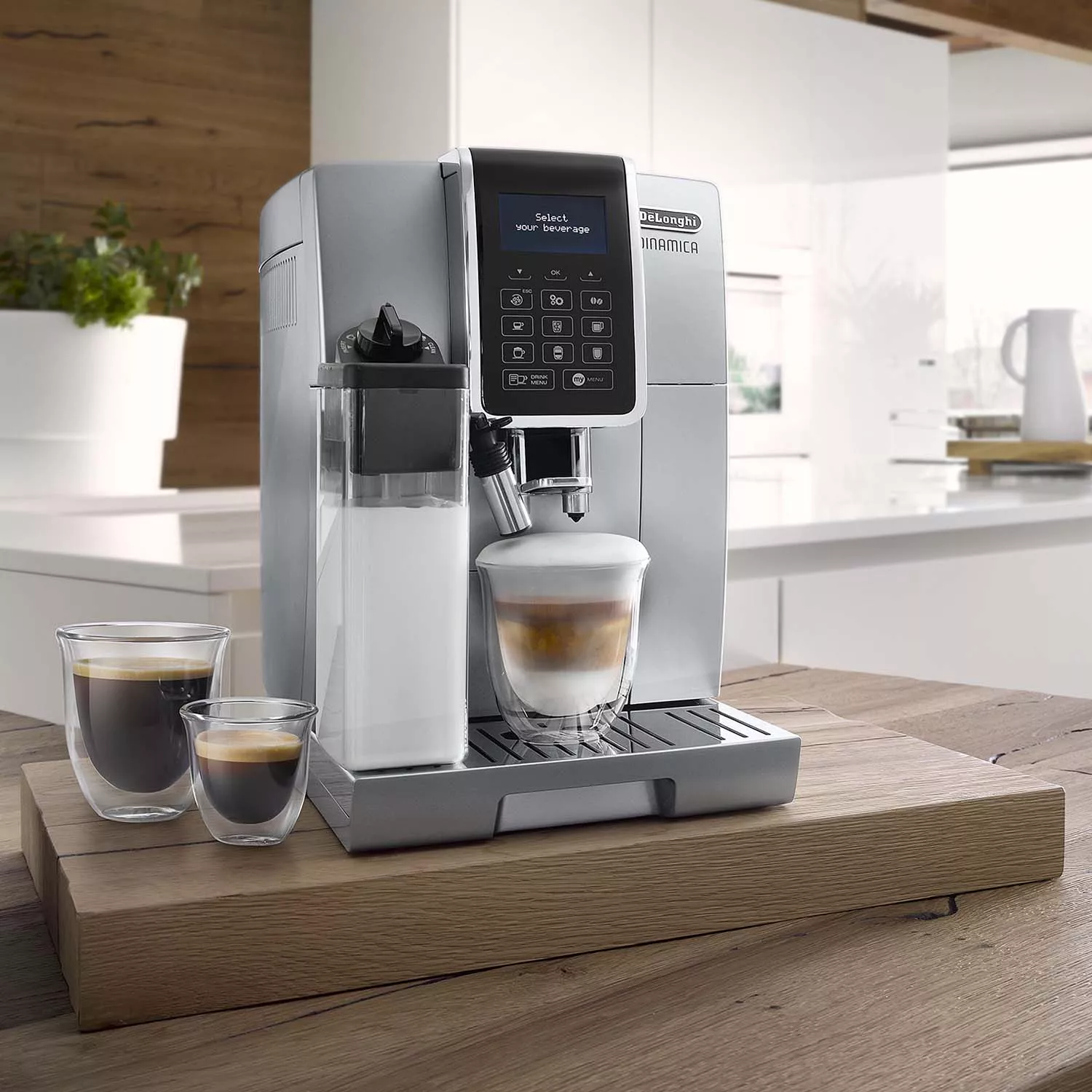 De&#8217;Longhi Dinamica Fully Automatic Espresso Machine with LatteCrema&#8482;