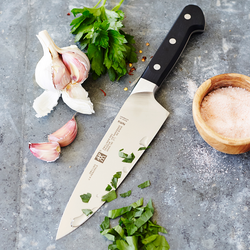 Zwilling Pro Chef&#8217;s Knife