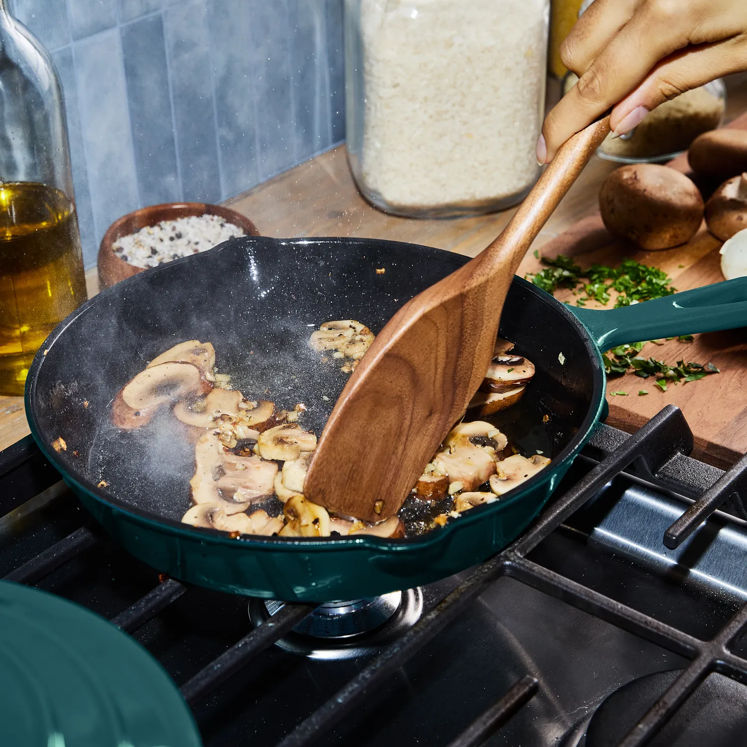 Sur la table Enameled Cast Iron 5-Piece Set