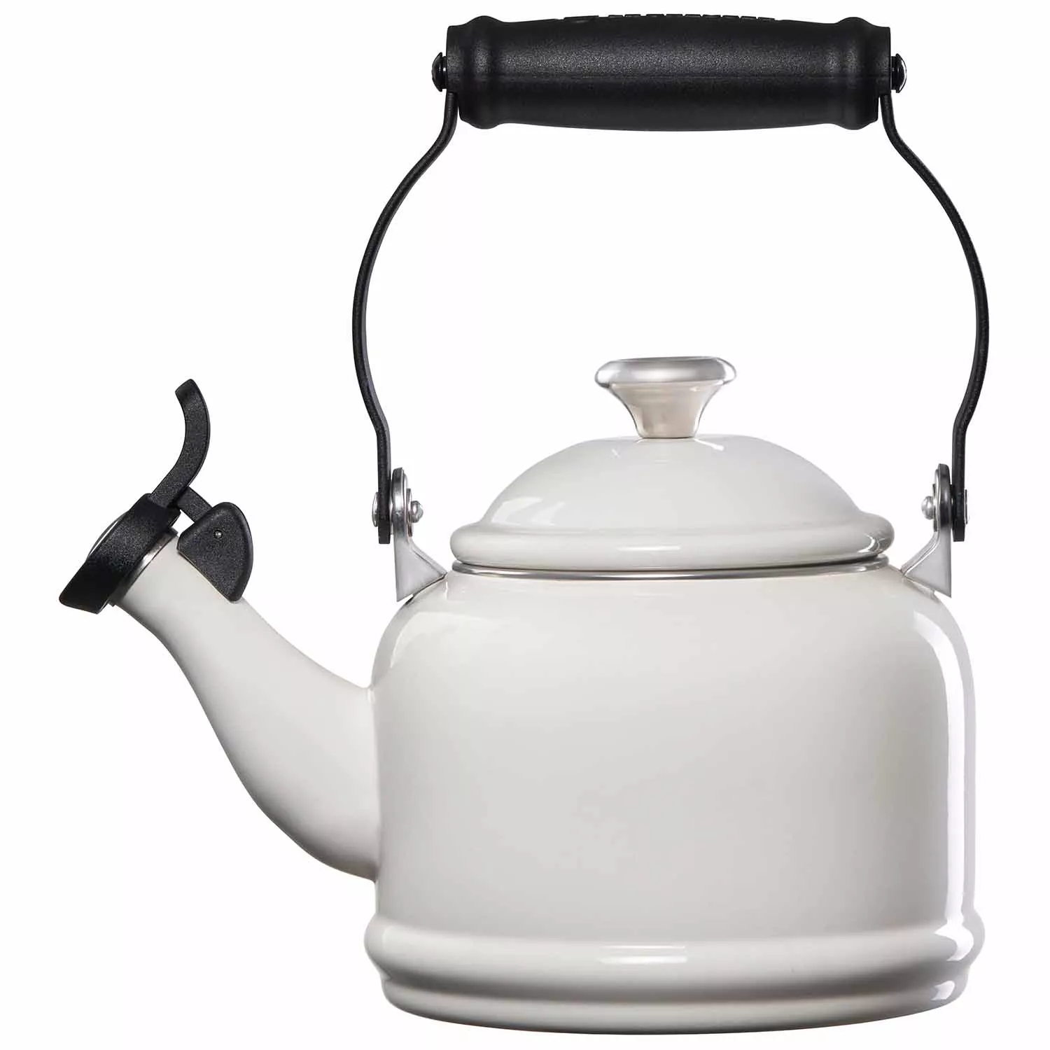 Le creuset clearance white tea kettle