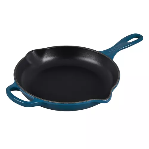 Le Creuset Signature Skillet, 9"