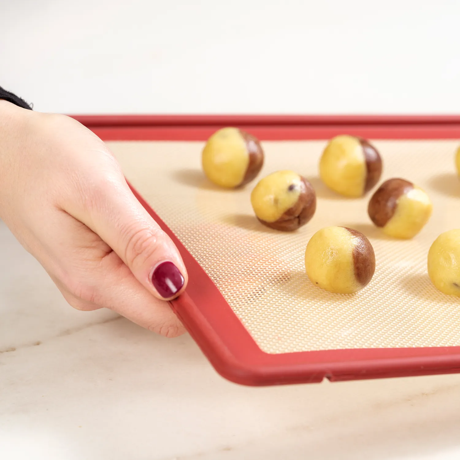 NoStik Edged Reinforced Silicone Full-Size Baking Mat