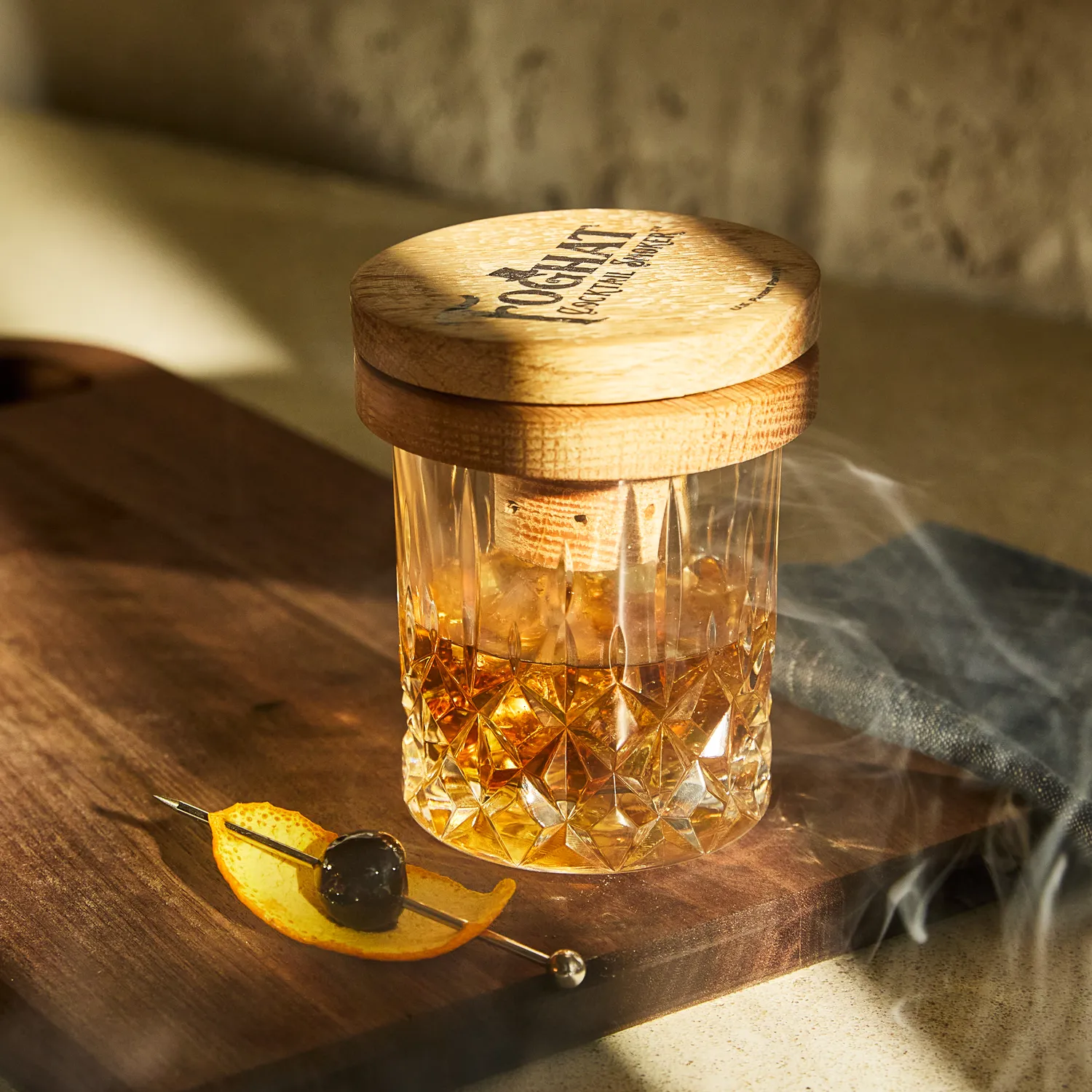 Foghat Glass Topper Cocktail Smoker Kit
