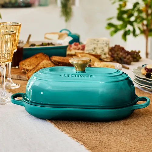 Le Creuset Signature Oval Bread Oven, 1.5 qt.