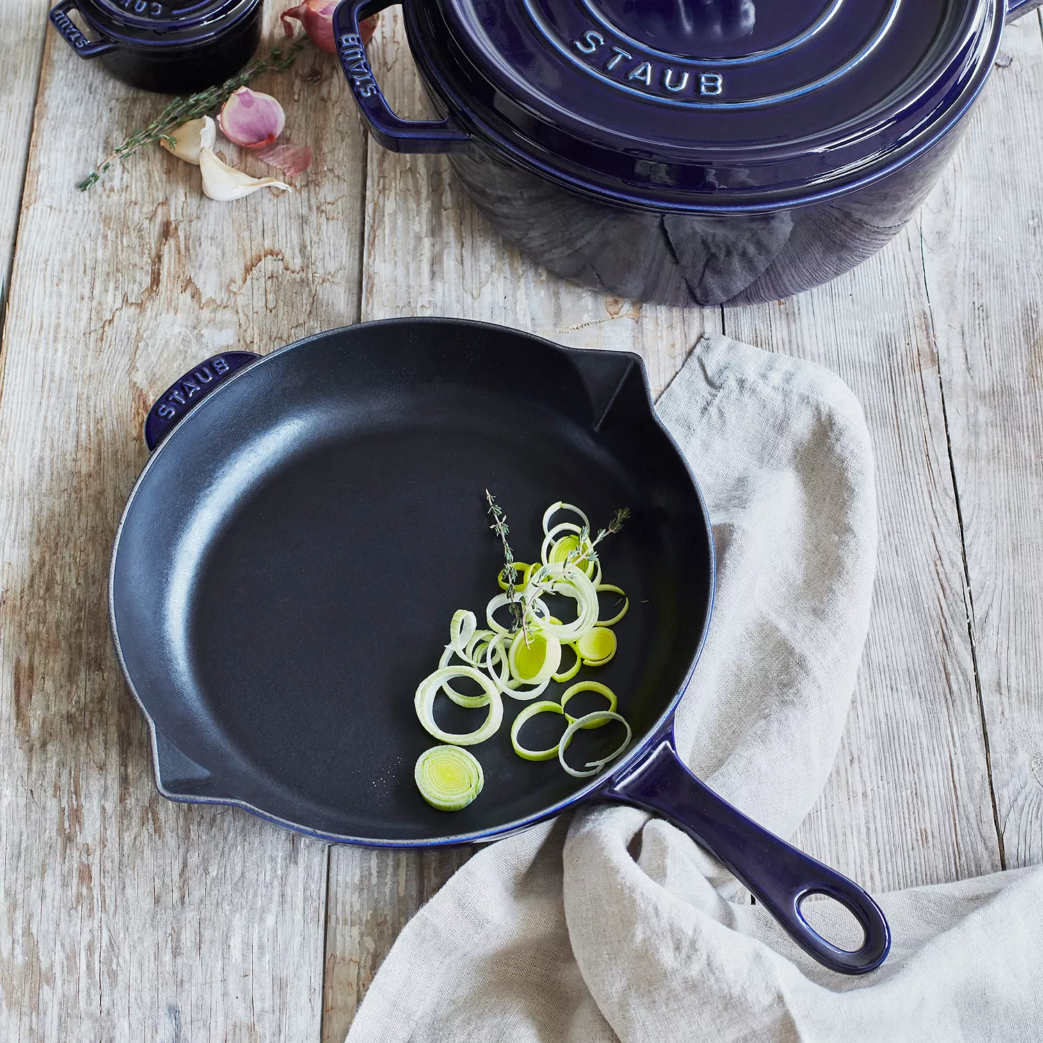 Staub Skillet, 10&#34;
