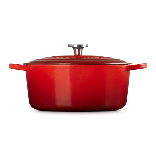 Le Creuset Signature Round Dutch Oven, 9 qt.