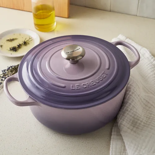 Le Creuset Signature Round Dutch Oven, 5.5 Qt.