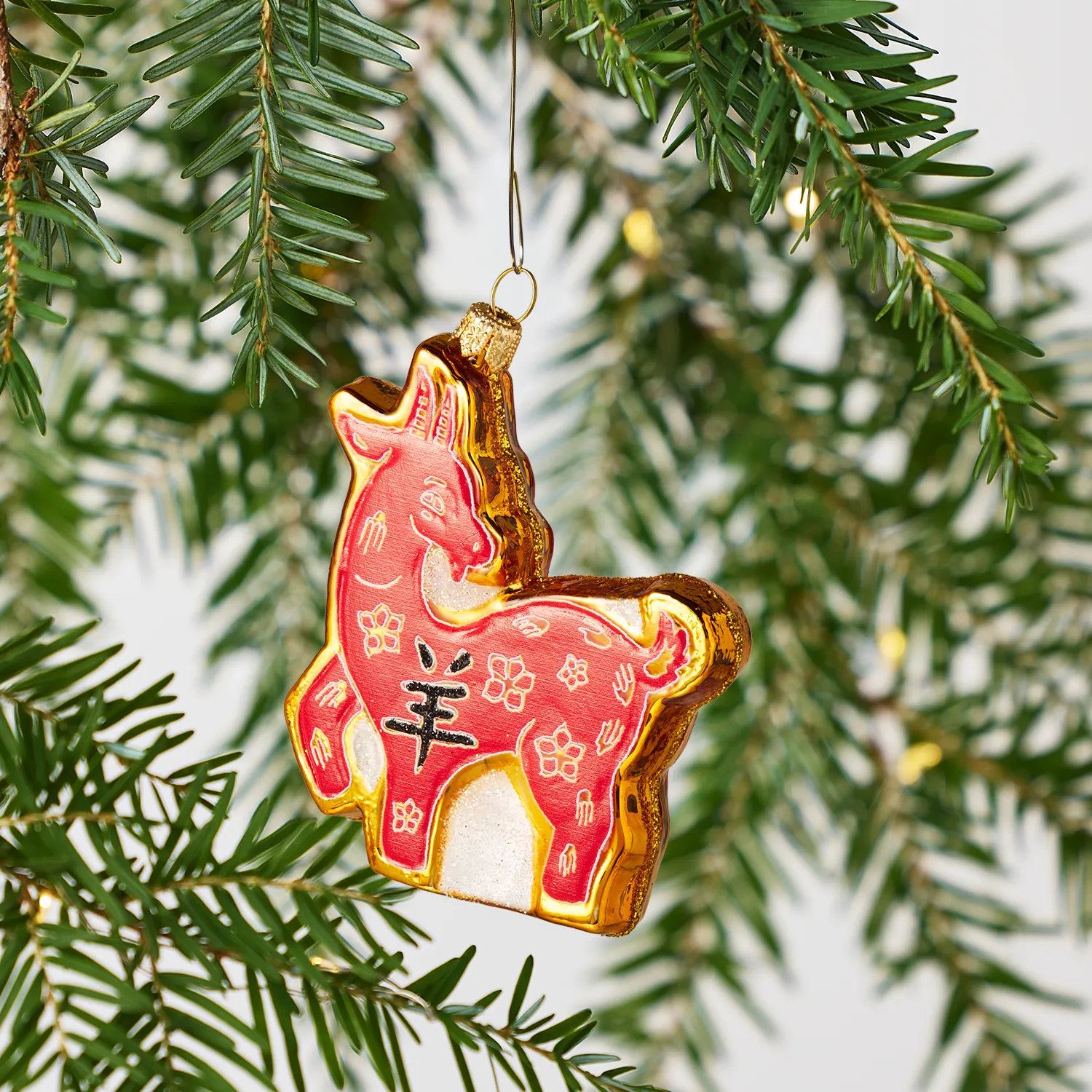 Sur la table Lunar New Year Goat Ornament