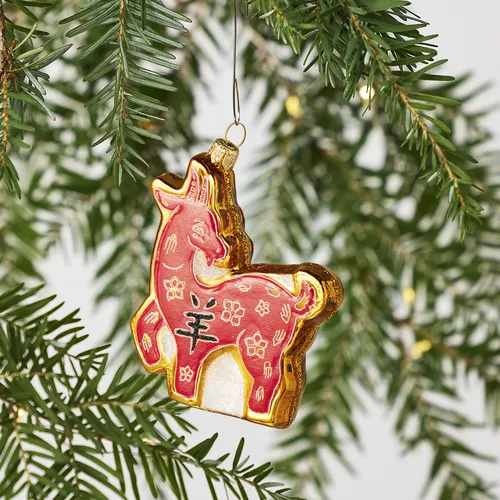 Sur la table Lunar New Year Goat Ornament