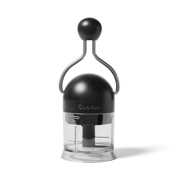 Sur la table Ratchet Garlic & Ginger Chopper