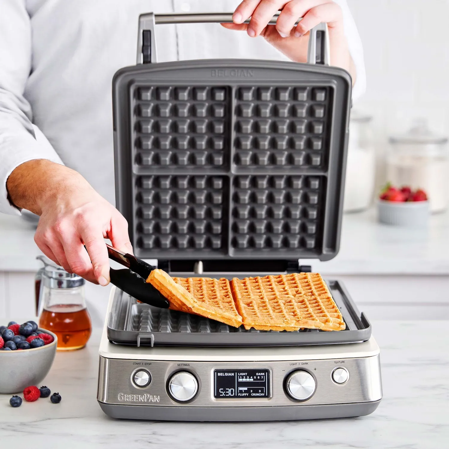 GreenPan 4-Square Waffle Maker with Removable Plates