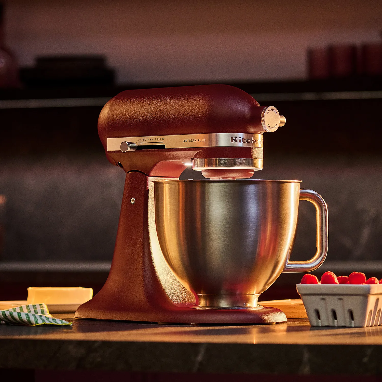 KitchenAid Artisan Plus 5-Quart Tilt-Head Stand Mixer