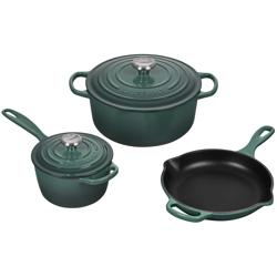 Le Creuset Signature 5-Piece Set this is the best Christmas ever!?  She is eager to try out every piece