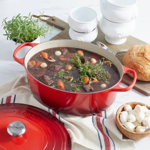 Le Creuset Signature Oval Dutch Oven, 8 qt.