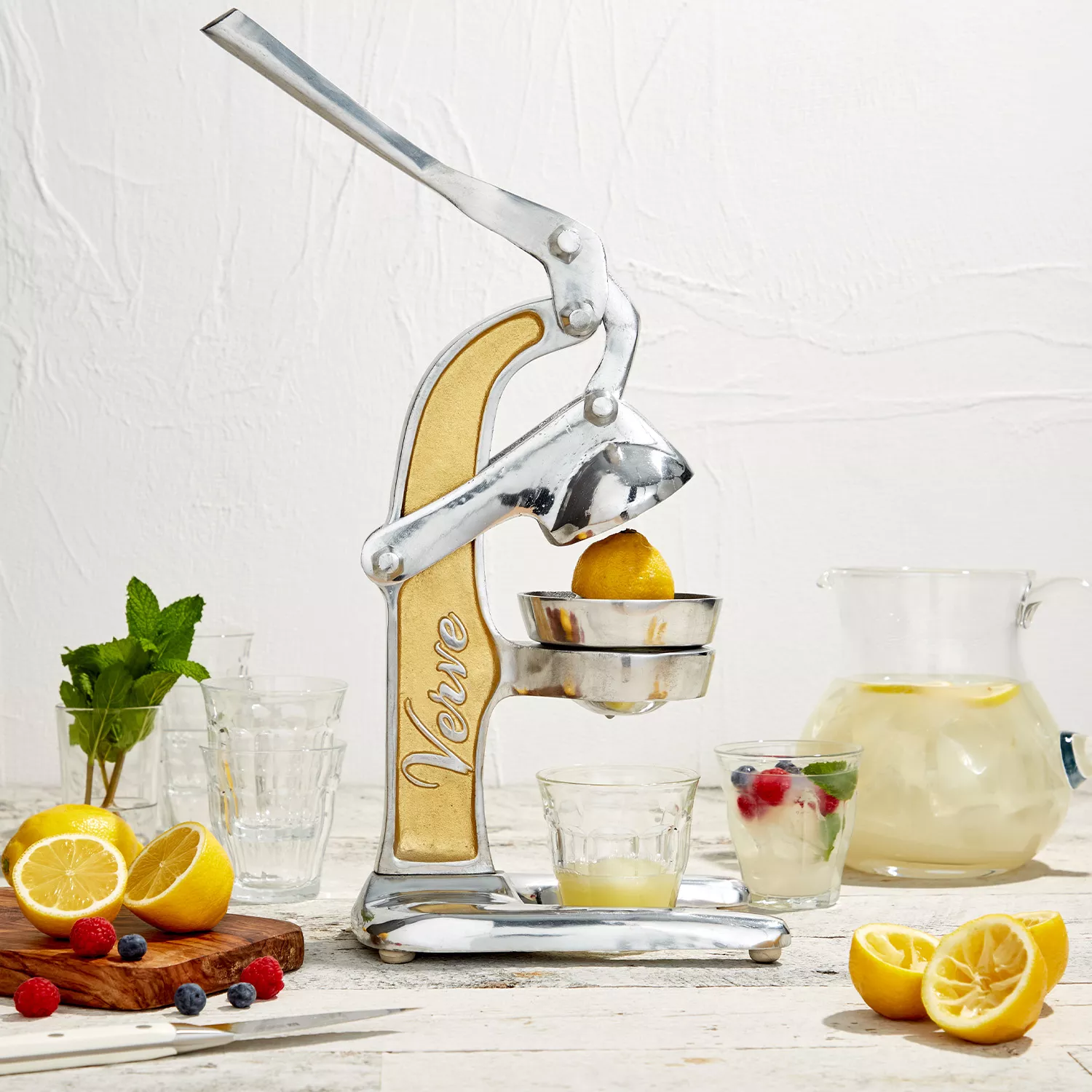 Verve Culture Artisan Citrus Juicer