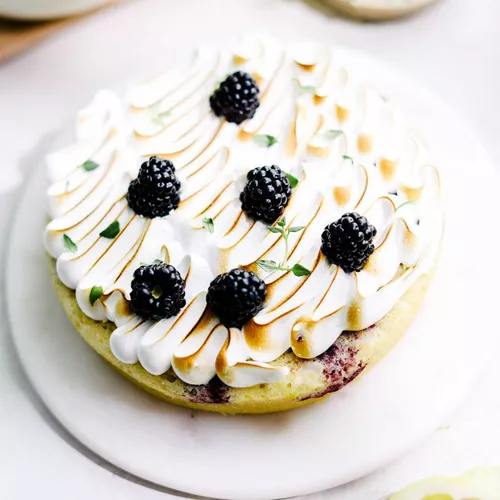 BLACKBERRY LEMON SNACK CAKE