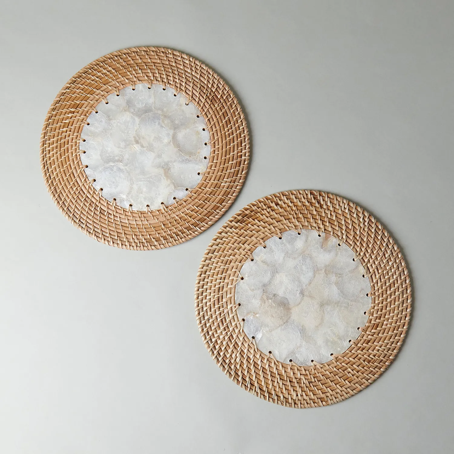 Kubo Capiz Shell Placemats, Set of 2