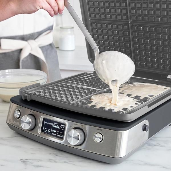 GreenPan 4-Square Waffle Maker with Removable Plates - thumbnail 10