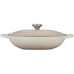 Le Creuset Signature Oval Casserole, 3.75 Qt. Also, it can be put on top of the stove or in the oven