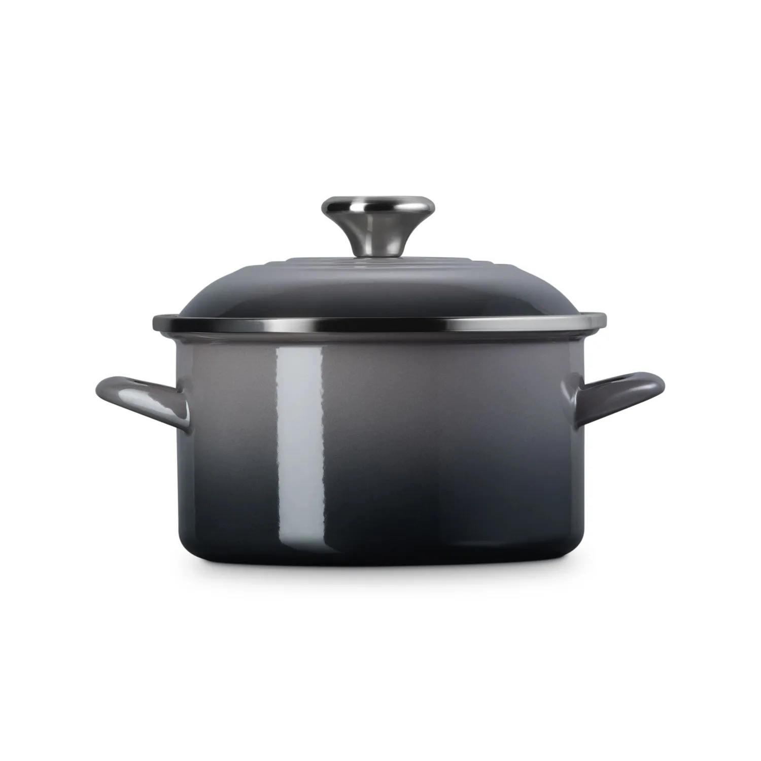 Le Creuset Petite Enameled Steel Stockpot, 3.8 qt.
