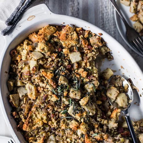 Down-Home Cornbread Stuffing
