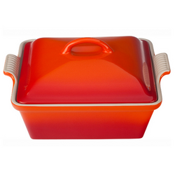 Le Creuset Heritage Square Covered Casserole, 9" My go-to casserole dish