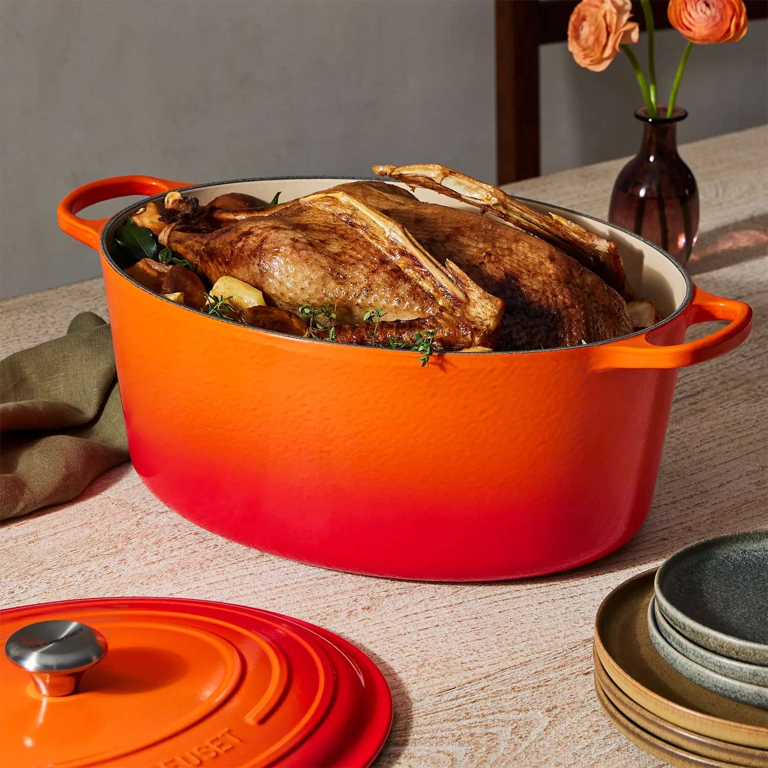 Le Creuset Signature Oval Dutch Oven, 15.5 qt.